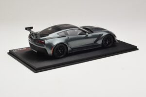 Chevrolet Corvette C7 ZR-1 Shadow Grey Metallic TopSpeed 1:18 TS0148 Résine — image 2 sur 6