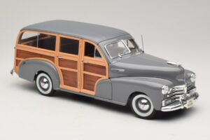 Chevrolet Fleetmaster Woody Gris Maisto 1:18 31854 Métal — image 6 sur 8