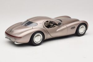 Chrysler Atlantic Beige Guiloy 1:18 68570 Métal — image 3 sur 8