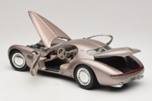 Chrysler Atlantic Beige Guiloy 1:18 68570 Métal — image 5 sur 8