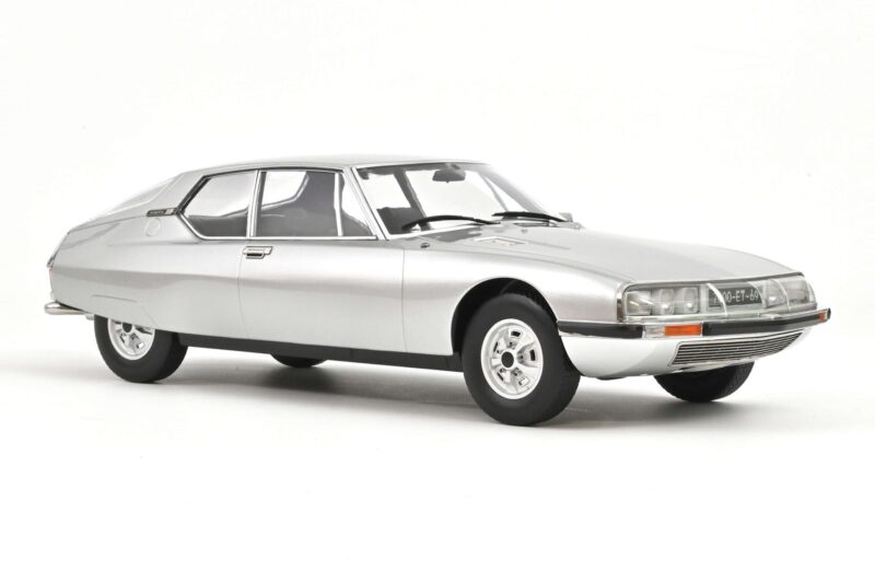 Citroen SM Pearl Grey Norev 1:12 Citroen SM Pearl Grey Norev 1:12 121707 Métal