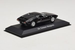 De Tomaso Mangusta Noir Maxichamps 1:43 940127121 Métal — image 2 sur 5