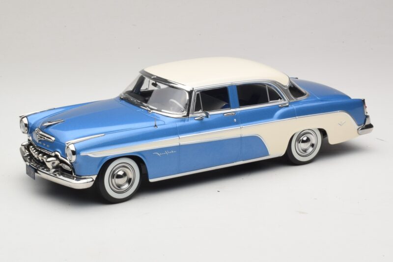 DeSoto Fireflite Sedan Bleu Métallisé & Crème KK-Scale 1:18 KKDC181544 Métal