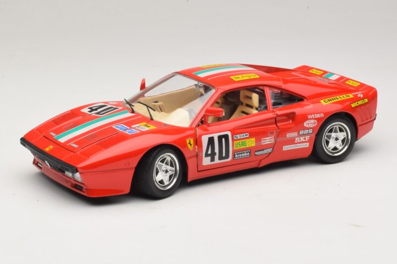 Ferrari 288 GTO #40 Rouge Bburago 1:18 3027-P4 Métal