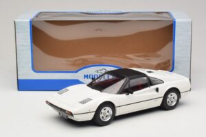Ferrari 308 GTS Blanc MCG 1:18 MCG18664 Métal — image 6 sur 6