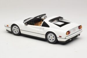 Ferrari 328 GTS US Version Blanc KK-Scale 1:18 KKDC181703 Métal — image 6 sur 7