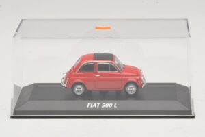 Fiat 500 L Rouge Maxichamps 1:43 940121600 Métal — image 4 sur 5