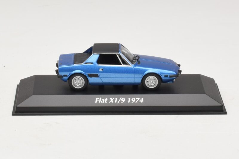 Fiat X1/9 Bleu Maxichamps 1:43 940121661 Métal
