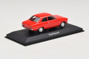 Ford Escort Mk1 Rouge Maxichamps 1:43 940081001 Métal — image 2 sur 5