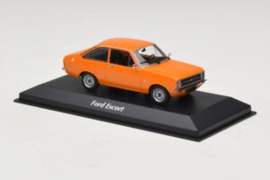 Ford Escort Mk2 Orange Maxichamps 1:43 940084101 Métal — image 3 sur 5