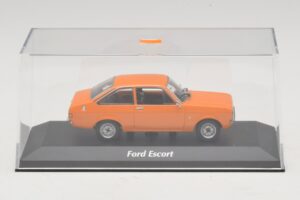 Ford Escort Mk2 Orange Maxichamps 1:43 940084101 Métal — image 4 sur 5