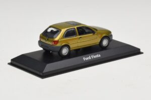 Ford Fiesta Mk4 Or Maxichamps 1:43 940085060 Métal — image 2 sur 5