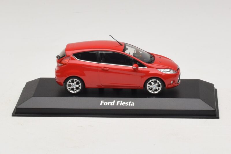 Ford Fiesta Mk7 Rouge Maxichamps 1:43 940088000 Métal
