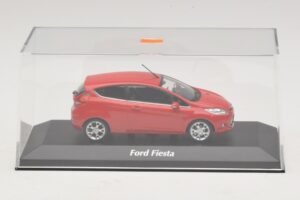 Ford Fiesta Mk7 Rouge Maxichamps 1:43 940088000 Métal — image 4 sur 5