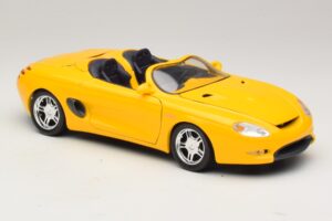 Ford Mustang Mach III Cabriolet Jaune Maisto 1:18 32815 Métal — image 6 sur 8