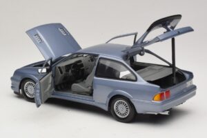 Ford Sierra RS Cosworth Bleu Minichamps 1:18 150084072 Métal — image 5 sur 8