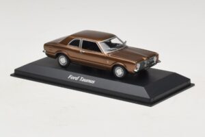 Ford Taunus TC Marron Métallisé Maxichamps 1:43 940081300 Métal — image 3 sur 5