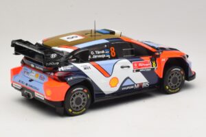 Hyundai i20 N Rally1 #8 O. Tanak / M. Jarveoja Rally Portugal 2025 IXO 1:18 18RMC251A Métal — image 2 sur 6