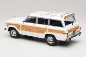Jeep Grand Wagoneer Blanc KK-Scale 1:18 KKDC181111 Métal — image 5 sur 6