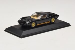 Lamborghini Miura P400 Noir Minichamps 1:43 430103004 Métal — image 2 sur 5