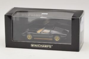 Lamborghini Miura P400 Noir Minichamps 1:43 430103004 Métal — image 5 sur 5