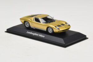 Lamborghini Miura P400 Or Maxichamps 1:43 940103002 Métal — image 3 sur 5