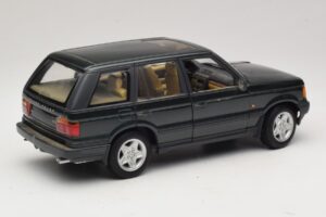 Land Rover Range Rover P38A 4.6 HSE Vert Métallisé AUTOart 1:18 70010 Métal — image 3 sur 8
