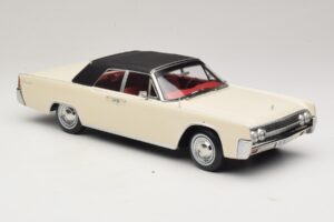 Lincoln Continental Convertible Blanc John F. Kennedy KK-Scale 1:18 KKDC181523 Métal — image 5 sur 7