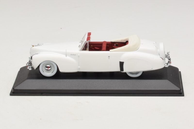 Lincoln Continental Cabriolet Blanc Minichamps 1:43 400082501 Métal