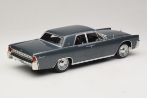 Lincoln Continental Gris Métallisé Marnie KK-Scale 1:18 KKDC181482 Métal — image 2 sur 6