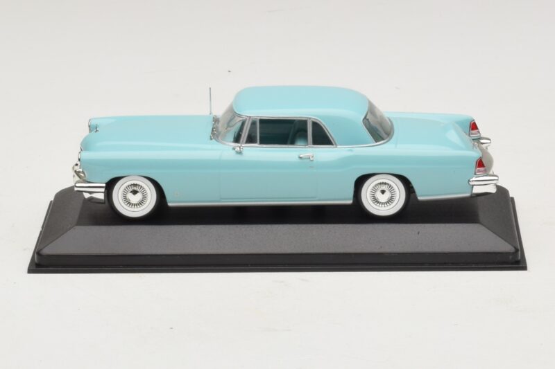Lincoln Continental Mark II Turquoise Minichamps 1:43 400082305 Métal