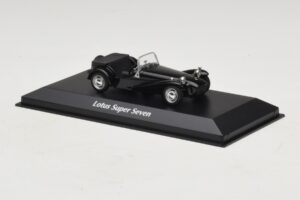 Lotus Super Seven Noir Maxichamps 1:43 940113631 Métal — image 3 sur 5