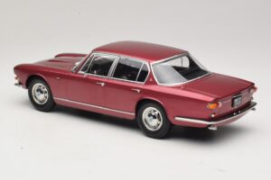 Maserati Quattroporte I Rouge Métallisé KK-Scale 1:18 KKDC181512 Métal — image 5 sur 6