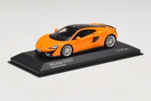 McLaren 570GT Orange Minichamps 1:43 537154521 Métal — image 2 sur 5