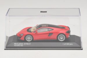 McLaren 570GT Vermillion Red Minichamps 1:43 537154522 Métal — image 4 sur 5