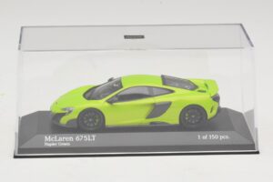 McLaren 675LT Napier Green Minichamps 1:43 537154422 Métal — image 4 sur 5