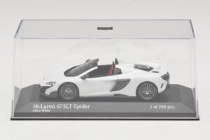 McLaren 675LT Spider Silica White Minichamps 1:43 537154432 Métal — image 4 sur 5