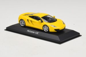 McLaren MP4-12C Jaune Maxichamps 1:43 940133020 Métal — image 3 sur 5