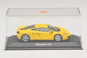 McLaren MP4-12C Jaune Maxichamps 1:43 940133020 Métal — image 4 sur 5