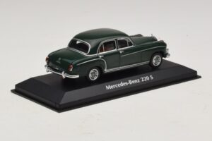 Mercedes 220 S W180 Vert Foncé Maxichamps 1:43 940033001 Métal — image 2 sur 5