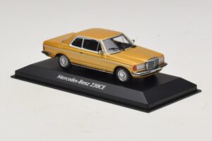 Mercedes 230 CE C123 Or Métallisé Maxichamps 1:43 940032220 Métal — image 3 sur 5