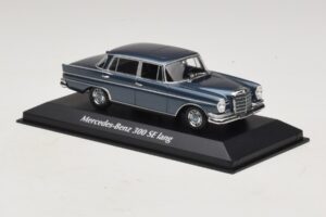 Mercedes 300 SE W112 Lang Bleu Métallisé Maxichamps 1:43 940035200 Métal — image 3 sur 5
