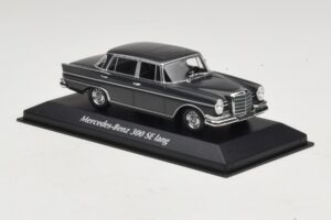Mercedes 300 SE W112 Lang Gris Foncé Maxichamps 1:43 940035201 Métal — image 3 sur 5