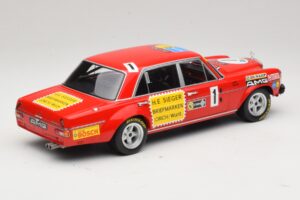 Mercedes 300 SEL 6.8 #1 H. Heyer / Betzler 24 Hours of Nurburgring 1972 Minichamps 1:18 155723401 Métal — image 2 sur 6
