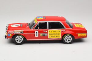 Mercedes 300 SEL 6.8 #1 H. Heyer / Betzler 24 Hours of Nurburgring 1972 Minichamps 1:18 155723401 Métal — image 3 sur 6