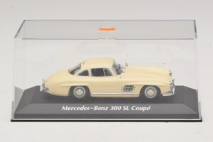 Mercedes 300 SL W198 Blanc Maxichamps 1:43 940039002 Métal — image 4 sur 5
