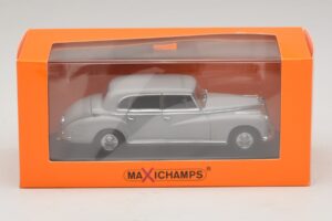 Mercedes 300 W186 Gris Maxichamps 1:43 940039061 Métal — image 5 sur 5