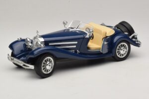 Mercedes 500K Roadster Bleu Bburago 1:20 3070 Métal — image 2 sur 8