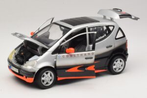 Mercedes A-Class W168 D. Coulthard Argent Maisto 1:18 35841 Métal — image 2 sur 8