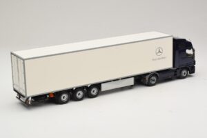 Mercedes Actros 1044 Bleu Minichamps 1:43 B66000604 Métal — image 2 sur 7